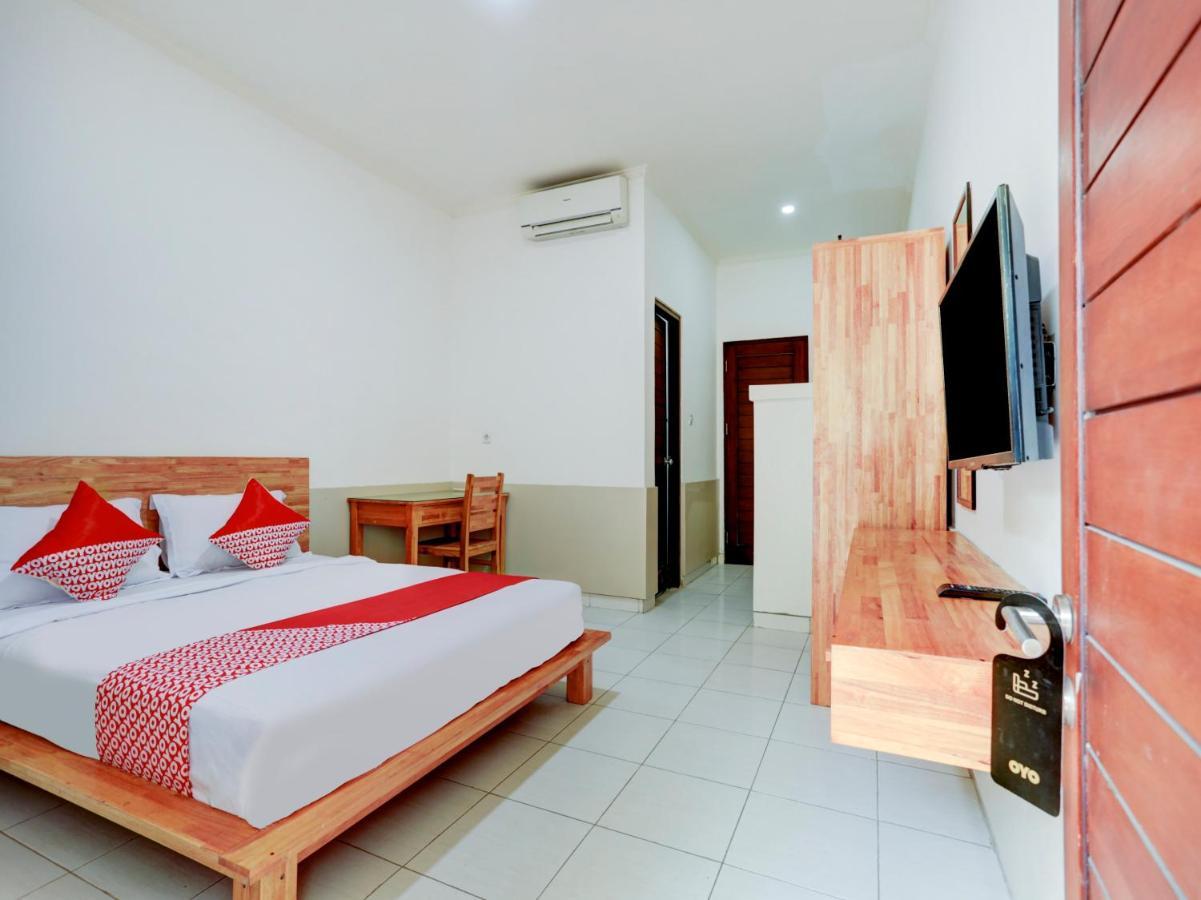Oyo Flagship 90754 Alamanda Guesthouse Denpasar Eksteriør bilde