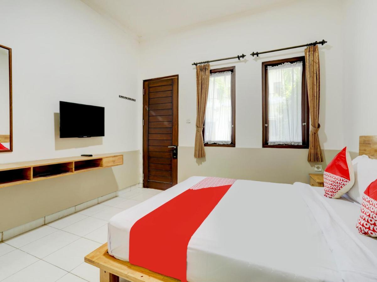 Oyo Flagship 90754 Alamanda Guesthouse Denpasar Eksteriør bilde