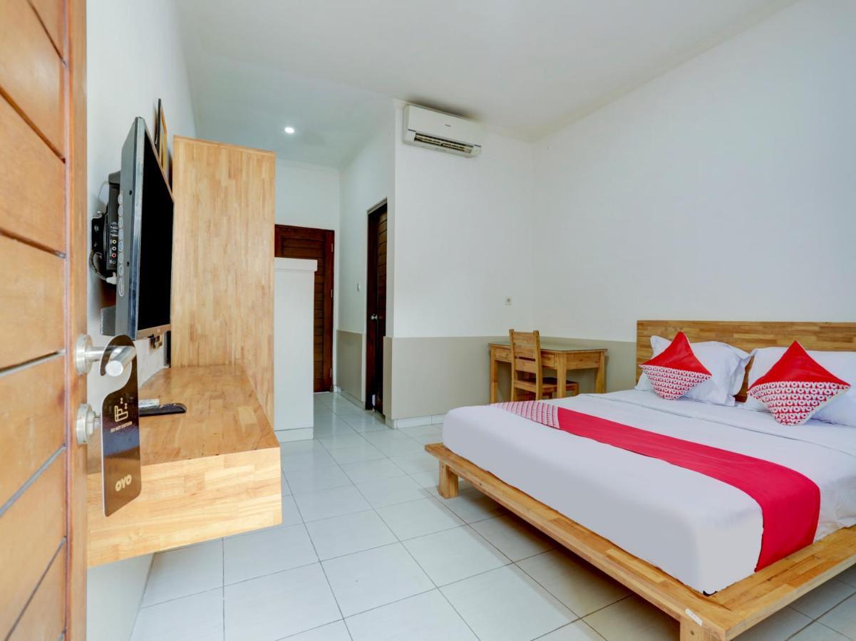 Oyo Flagship 90754 Alamanda Guesthouse Denpasar Eksteriør bilde